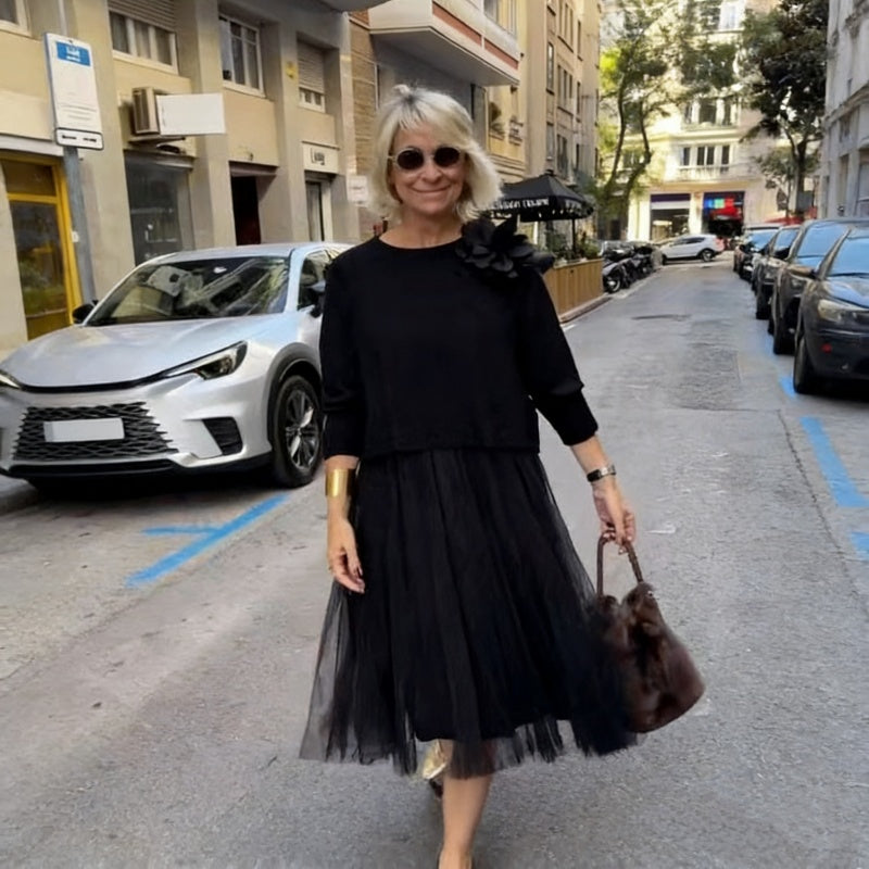 Two-Piece Set Comprising a Long Sleeve Knit Top for Women and a Sleeveless Dress