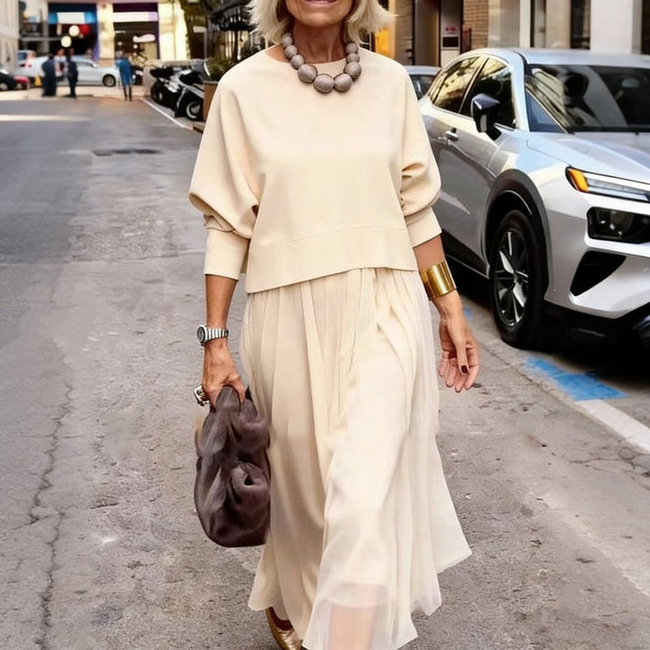 Two-Piece Set Comprising a Long Sleeve Knit Top for Women and a Sleeveless Dress